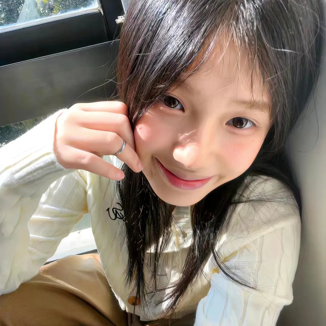 姣妹日记 高清封面